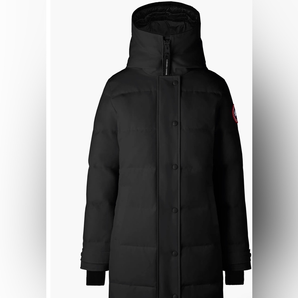 Canada Goose Women's Black Hooded Puffer Coat